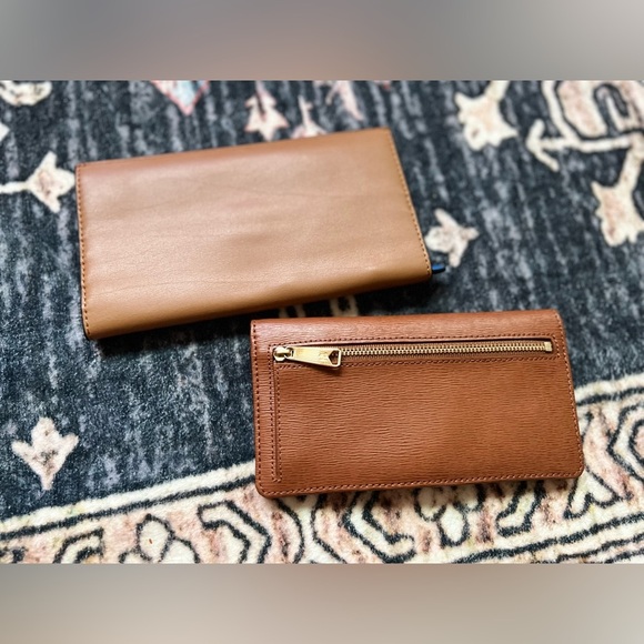 Bundle of 2 wallets - Picture 4 of 4